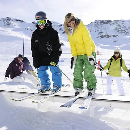 Hauts De La Vanoise - Location: Petit Confortable Pour 4 Personnes Avec Un Grand Balcon Mae-9039 Apartment Val Thorens