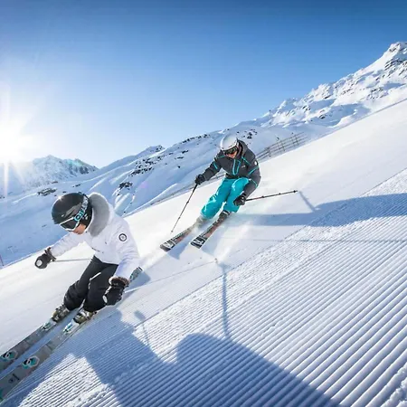 Apartment Hauts De La Vanoise - Location: Petit Confortable Pour 4 Personnes Avec Un Grand Balcon Mae-9039 *